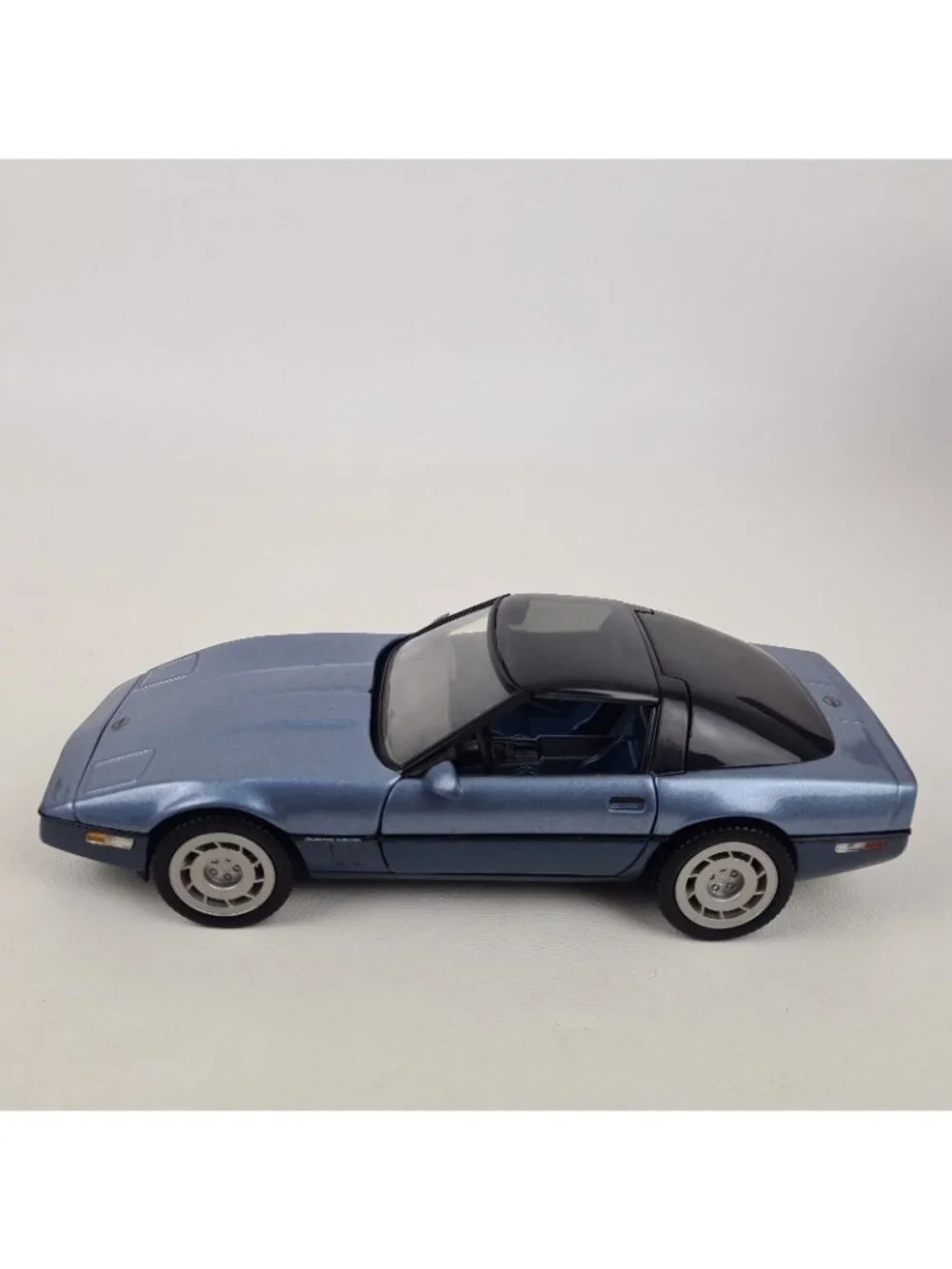 Franklin Mint Precision Models 1984 Corvette Blue 1:24 Die Cast B11VB58